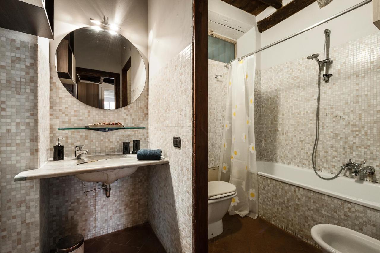 דירות פיזה Hostly - Garden House Near The Tower - Historical House With Private Garden מראה חיצוני תמונה